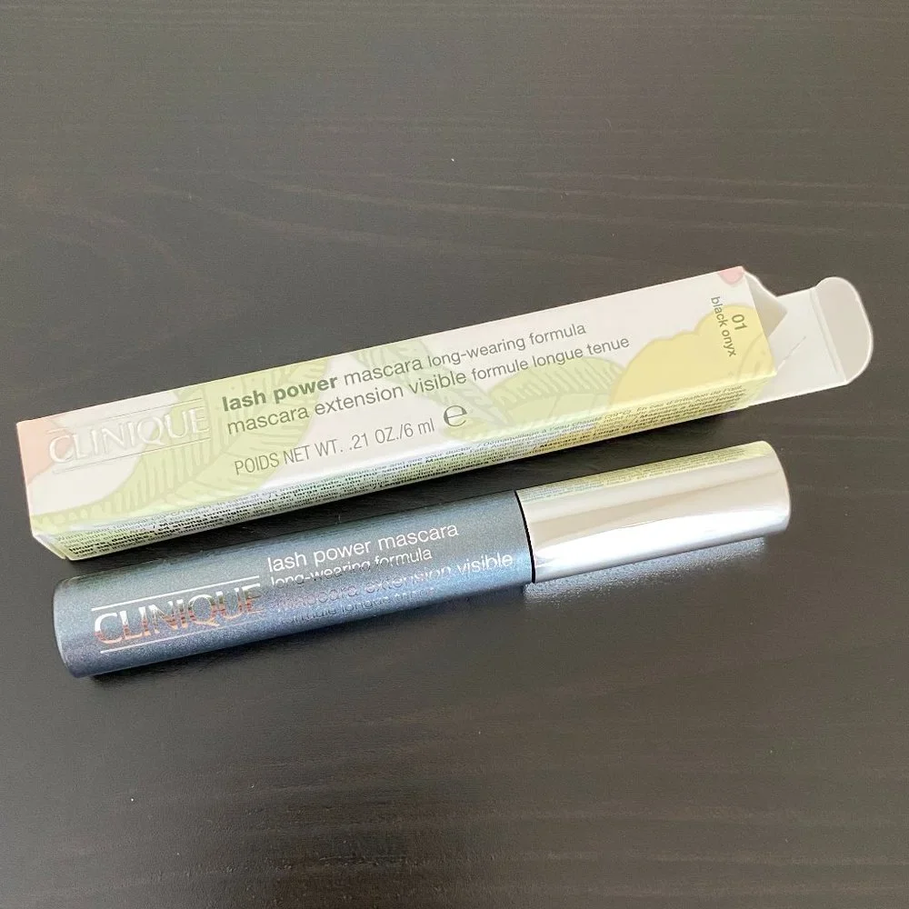 Clinique Lash Power mascaras long-wearing formula in BLACK ONYX